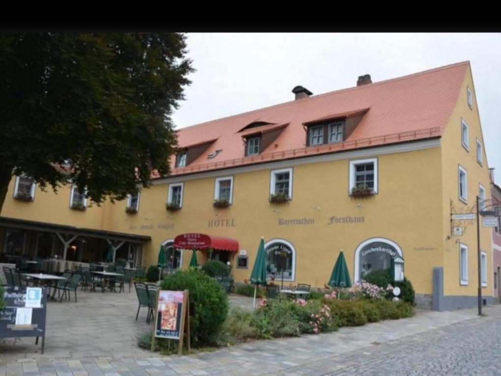 Hotel Zum Ehem. Koenigl. Bayr. Forsthaus Waldsassen Bagian luar foto