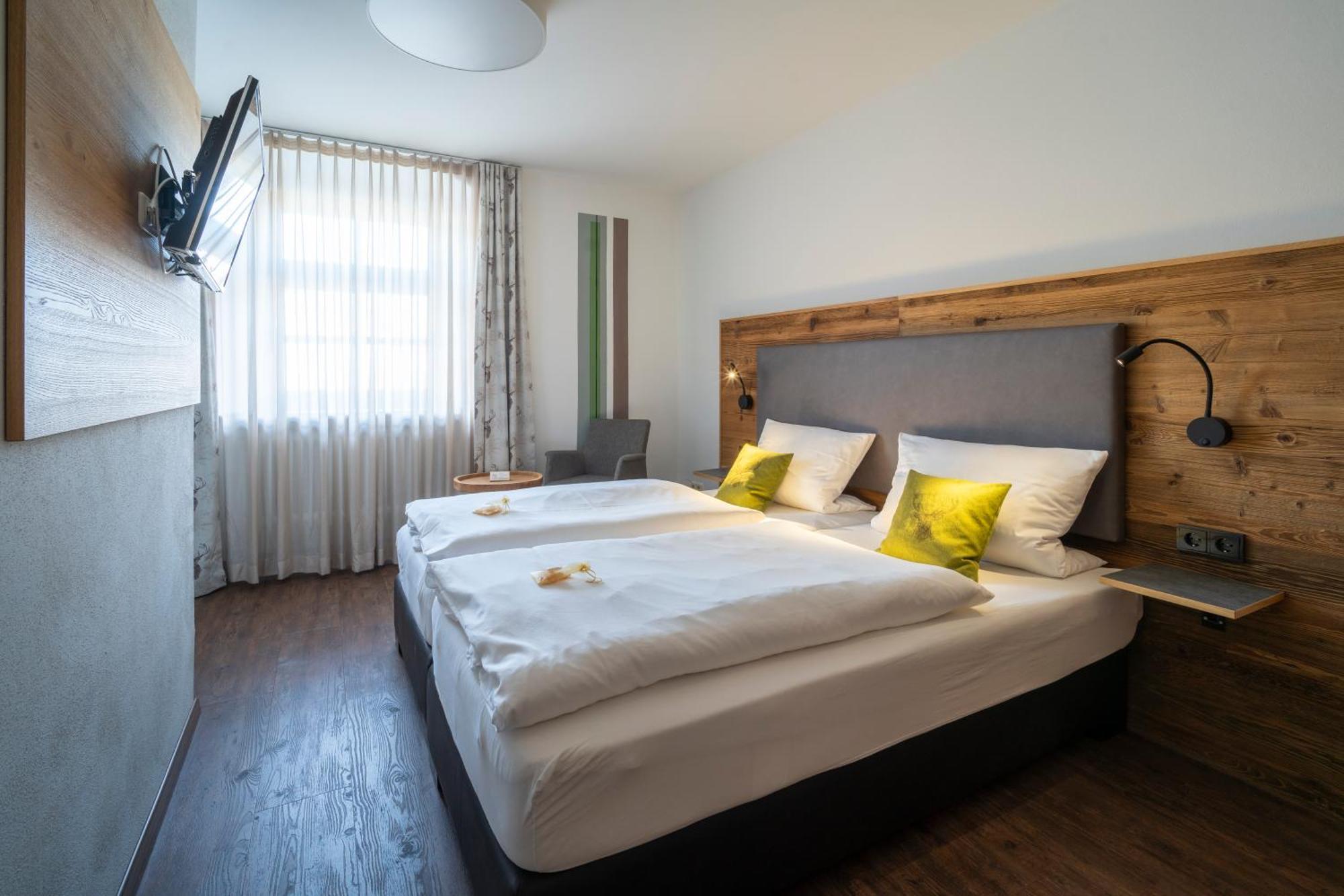 Hotel Zum Ehem. Koenigl. Bayr. Forsthaus Waldsassen Bagian luar foto